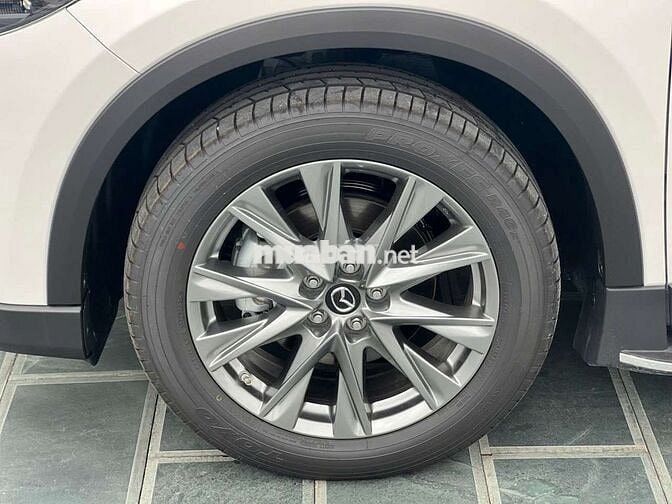 2025 Premium - 0000 km