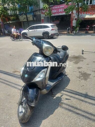 Bán xe Piaggio Fly mầu đen chính chủ