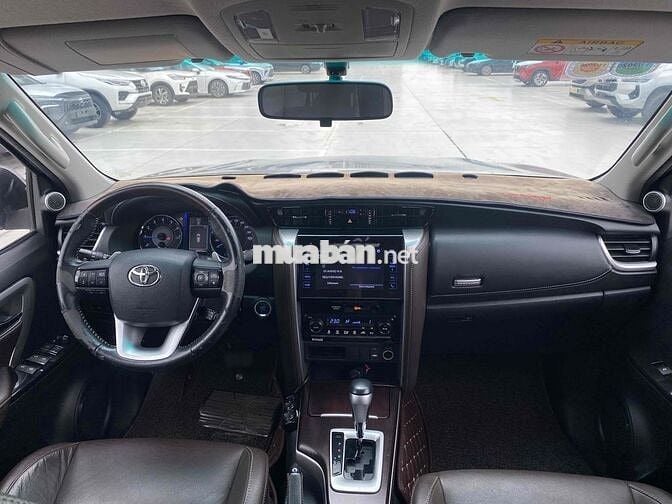 Toyota Fortuner 2018 2.7V 4x2 AT - 48000 km