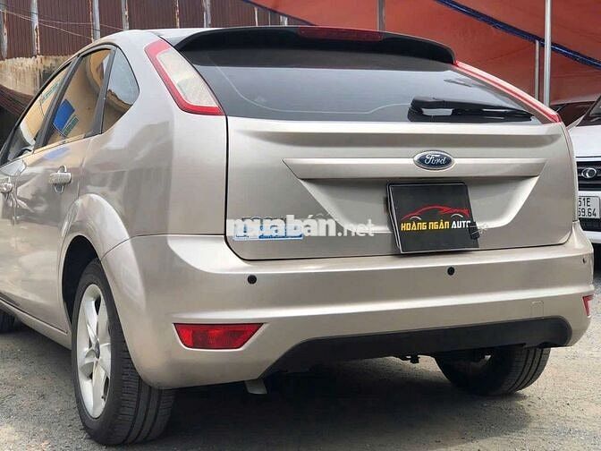 Ford Focus 1.8 AT Hatchback sx2011 - 82000 km