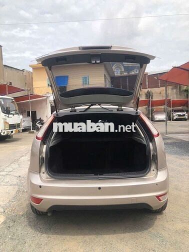 Ford Focus 1.8 AT Hatchback sx2011 - 82000 km