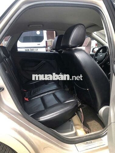 Ford Focus 1.8 AT Hatchback sx2011 - 82000 km