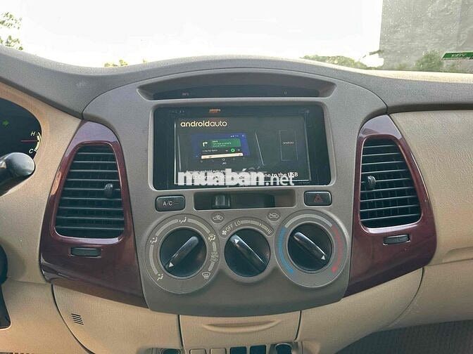 Toyota Innova 2006 G - 25000 km