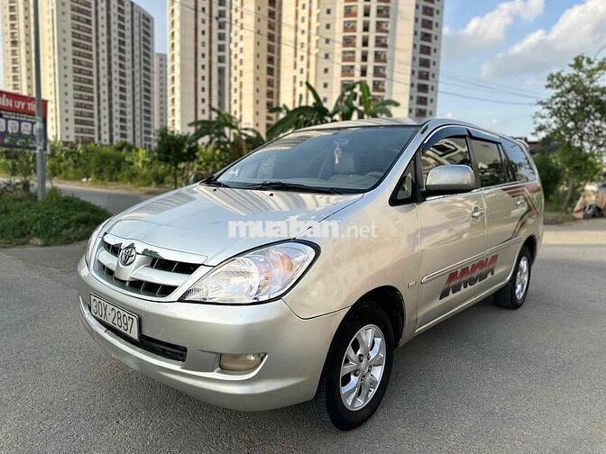Toyota Innova 2006 G - 25000 km