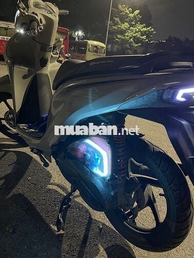 Cần tiền nên bán xe cá nhân ko tiếp thợ thuyền