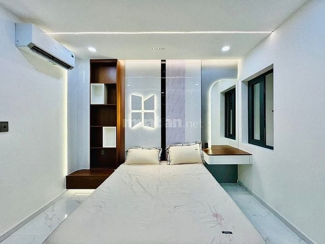 Ngộp bank bán gấp nhà Đặng Thanh Hiếu,Phú Hữu, Q9. Chỉ 2,46tỷ. Hẻm 6m