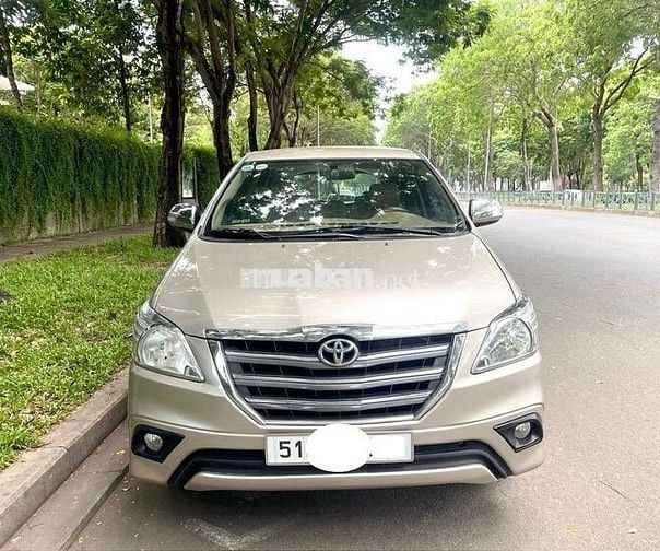Toyota Innova 2016 2.0E zin xe gia đình chính chủ