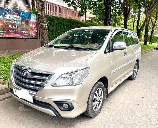 Toyota Innova 2016 2.0E zin xe gia đình chính chủ
