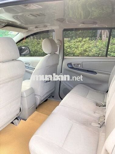 Toyota Innova 2016 2.0E zin xe gia đình chính chủ