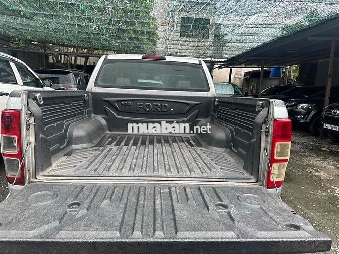 Ford Ranger 2015 XLS 2.2L 4x2 AT - 80000 km
