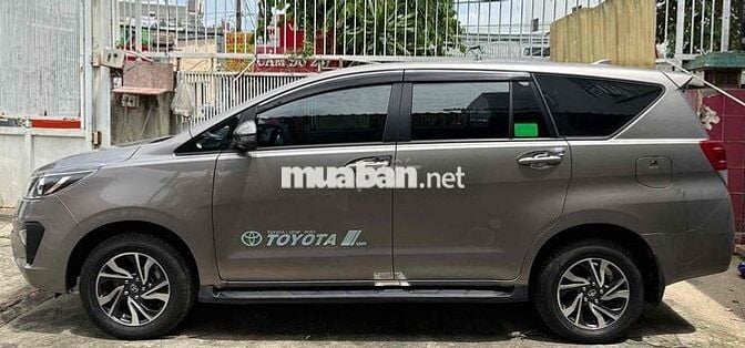 Toyota Innova2.0MT Siêu cọp 1,5Vạn Chất xe Gia đìh
