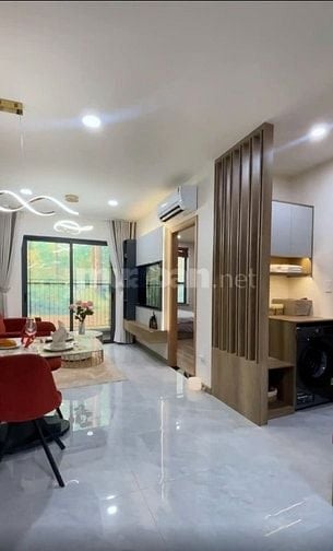 Căn hộ 2PN 2WC chỉ 300 triệu gần Làng ĐH – có Metro, bank hỗ trợ 70%