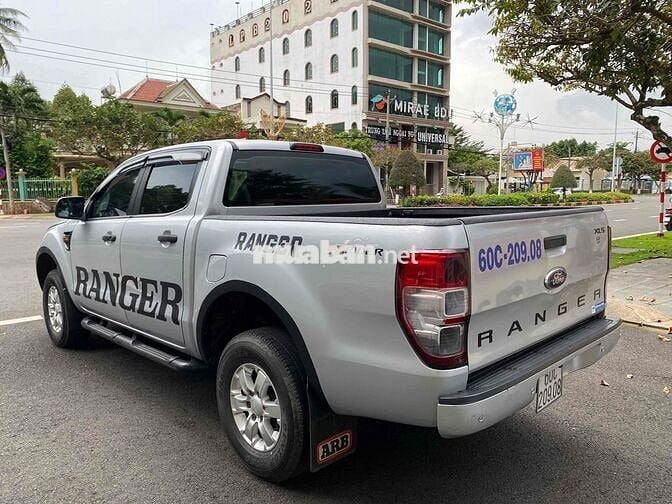 Ford Ranger 2015 STD zin tuyệt đối từ nắp cam cò