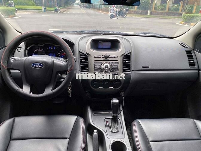 Ford Ranger 2015 STD zin tuyệt đối từ nắp cam cò