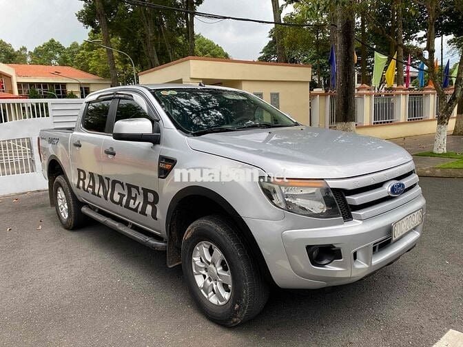 Ford Ranger 2015 STD zin tuyệt đối từ nắp cam cò