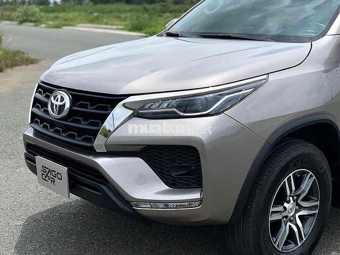 Toyota Fortuner 2022 2.4L 4x2 AT - 55000 km