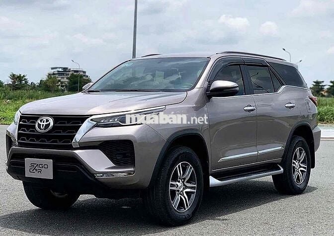 Toyota Fortuner 2022 2.4L 4x2 AT - 55000 km