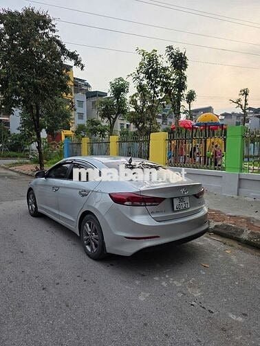 Hyundai Elantra 2016 1.6 AT xe đẹp bản đủ