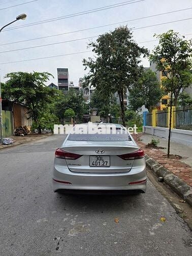Hyundai Elantra 2016 1.6 AT xe đẹp bản đủ