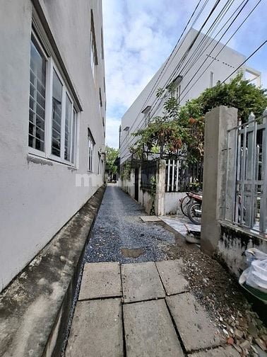 Bán đất hẻm xe máy đường 26 Cát Lái Quận 2 giá 4 tỷ