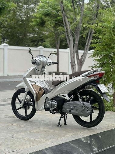 CẦN BÁN XE FUTURE 2020 MÀU BẠC