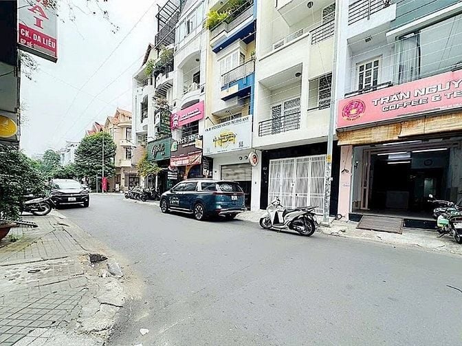 🔥ĐẲNG CẤP NHÀ PHÚ NHUẬN CÓ 1 0 2 - NGAY HOA CÚC, KHU VIP CHỈ 3TỶ450 