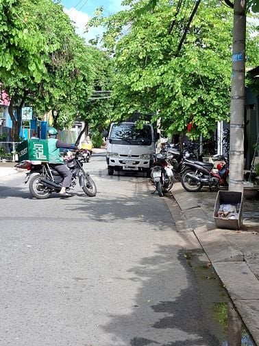 Bán đất hẻm xe máy đường 26 Cát Lái Quận 2 giá 4 tỷ