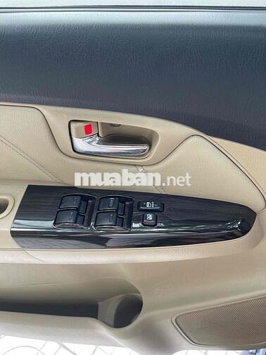 Toyota Fortuner 2014 2.7V 4x4 AT - 104000 km