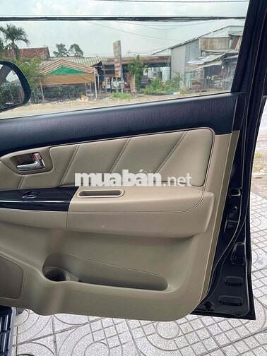 Toyota Fortuner 2014 2.7V 4x4 AT - 104000 km
