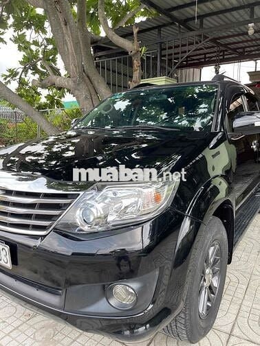 Toyota Fortuner 2014 2.7V 4x4 AT - 104000 km