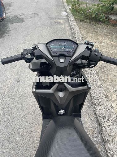 CẦN BÁN XE