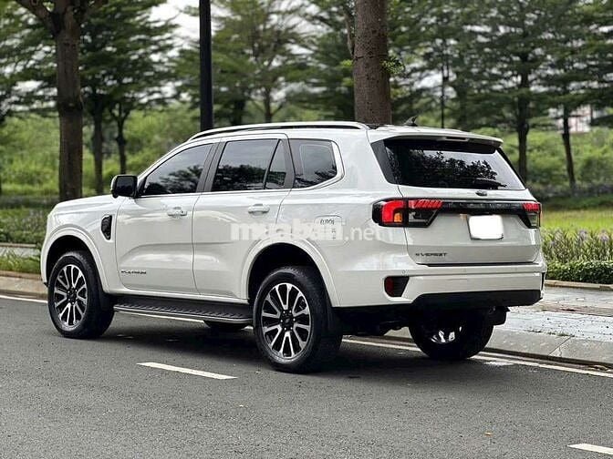 FORD EVEREST PLATINUM