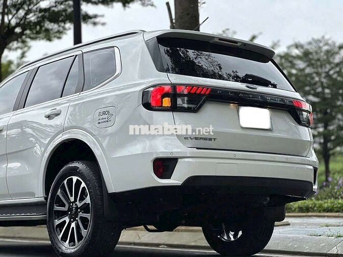 FORD EVEREST PLATINUM