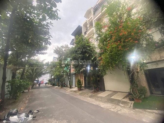 Nhà Trương Công Định, Tân Bình | 48,6m2 có 3 tầng có sẵn nội thất