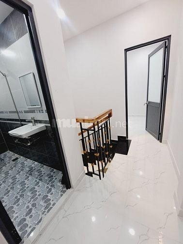 NHÀ MỚI ĐẸP TẶNG NỘI THẤT gần CHỢ TÂN HƯƠNG- AEON MALL