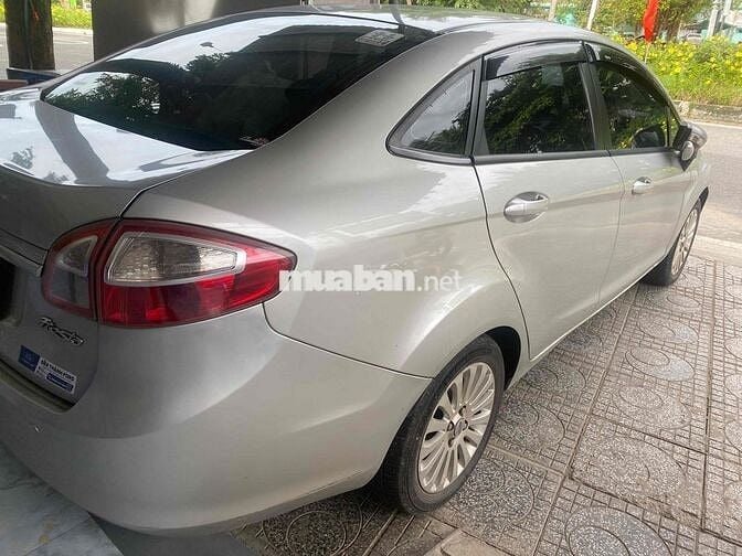 Ford Fiesta 2011 1.6 AT Sedan - 112000 km