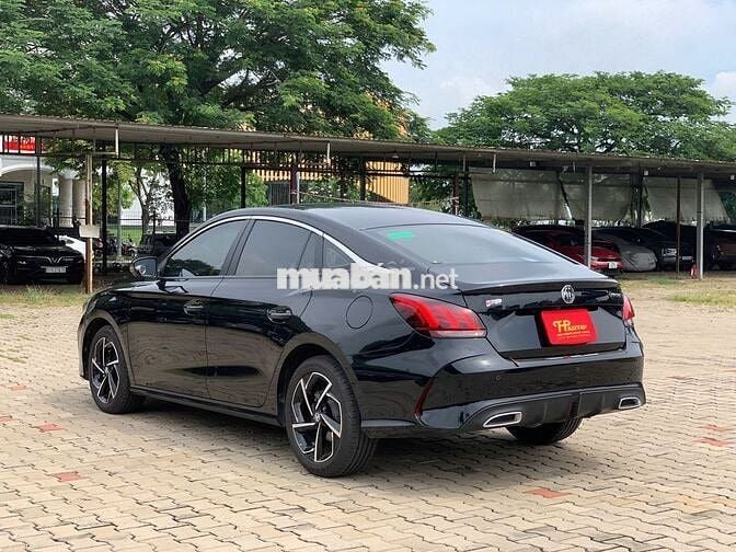 xe gia đình MG MG5 2023 luxury full hãng 16000 km