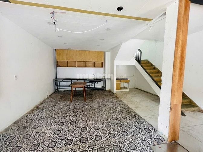  Mặt Tiền Hoàng Hoa Thám Ngang 7m 2 Tầng Gần chợ cây Quéo- trường THPT