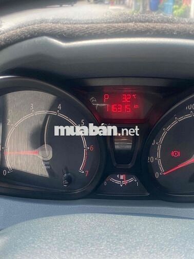 Ford Fiesta 2011 1.6 AT Sedan - 112000 km
