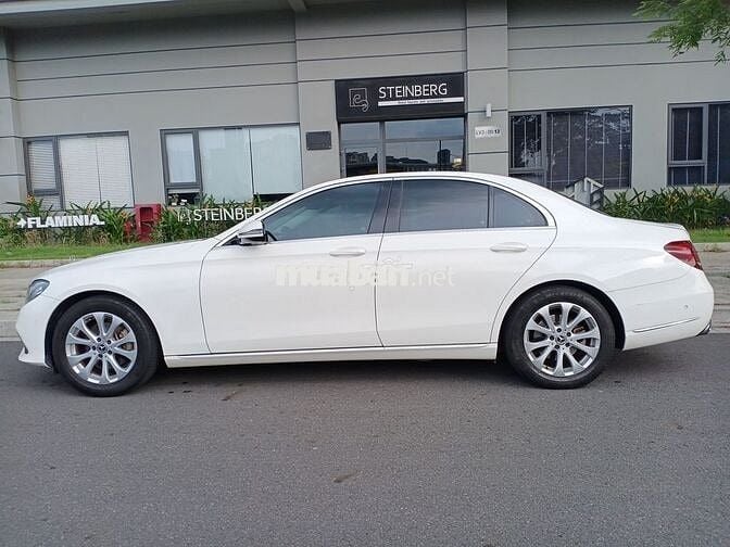 Xe E class lành, ko hề hư vặt, 1 người chạy từ đầu