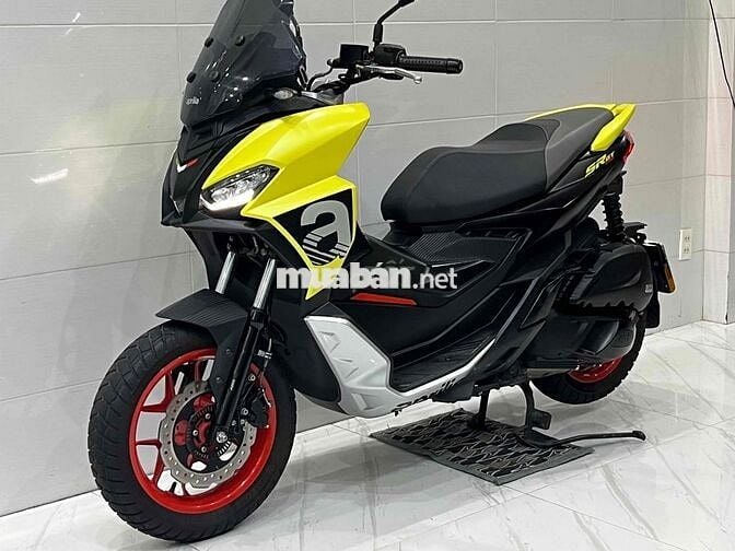 Aprilia SRGT200