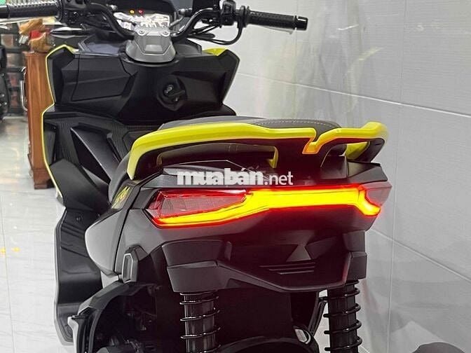 Aprilia SRGT200