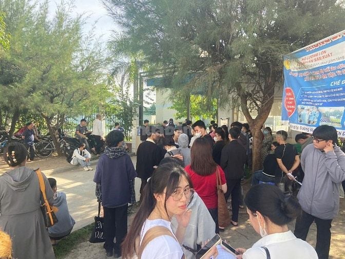 Công ty cần tuyển công nhân đi làm ngay lương ổn định
