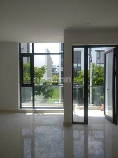 Cho thuê nhà gần Đảo Kim Cương , TT Hành Chính Tp Thủ Đức – Quận 2 cũ 