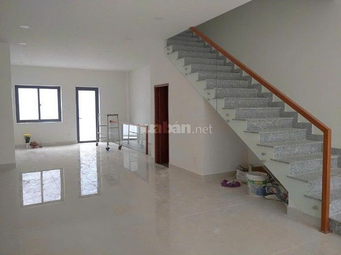 Cho thuê nhà gần Đảo Kim Cương , TT Hành Chính Tp Thủ Đức – Quận 2 cũ 