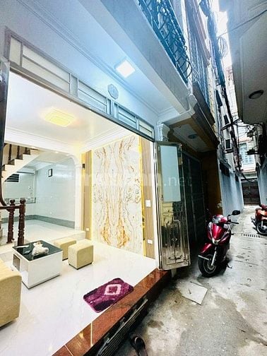 NHÀ PHỐ THANH XUÂN BÁN GẤP - NHỈNH 6 TỶ - 05 NGỦ ĐẸP, Ở NGAY SỔ ĐỎ TRA