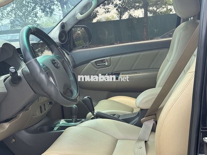 Toyota Fortuner 2013  - 123456 km