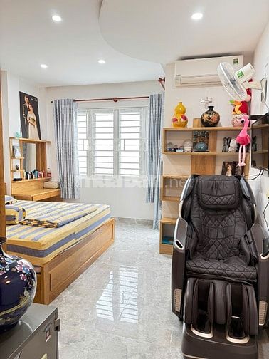 Chỉ 20 tỷ! Bán nhà mặt tiền CX Bắc Hải q10 - DT 4,5x16m 6 tầng TM
