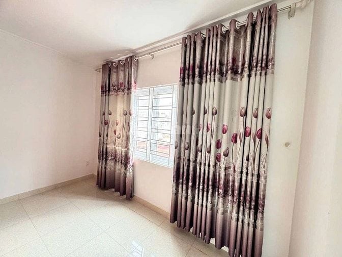 Chính chủ ra nhà gấp đường Đặng Minh Trứ, Tân Bình, giá 2tỷ880
