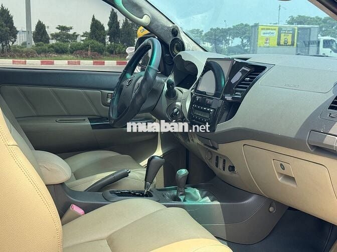 Toyota Fortuner 2013  - 123456 km